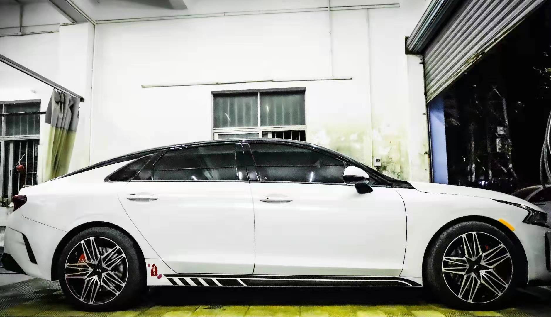 K5 凱酷高顏值、高性能，重新定義B級(jí)車(chē)體驗(yàn)標(biāo)桿！改裝亦不能少